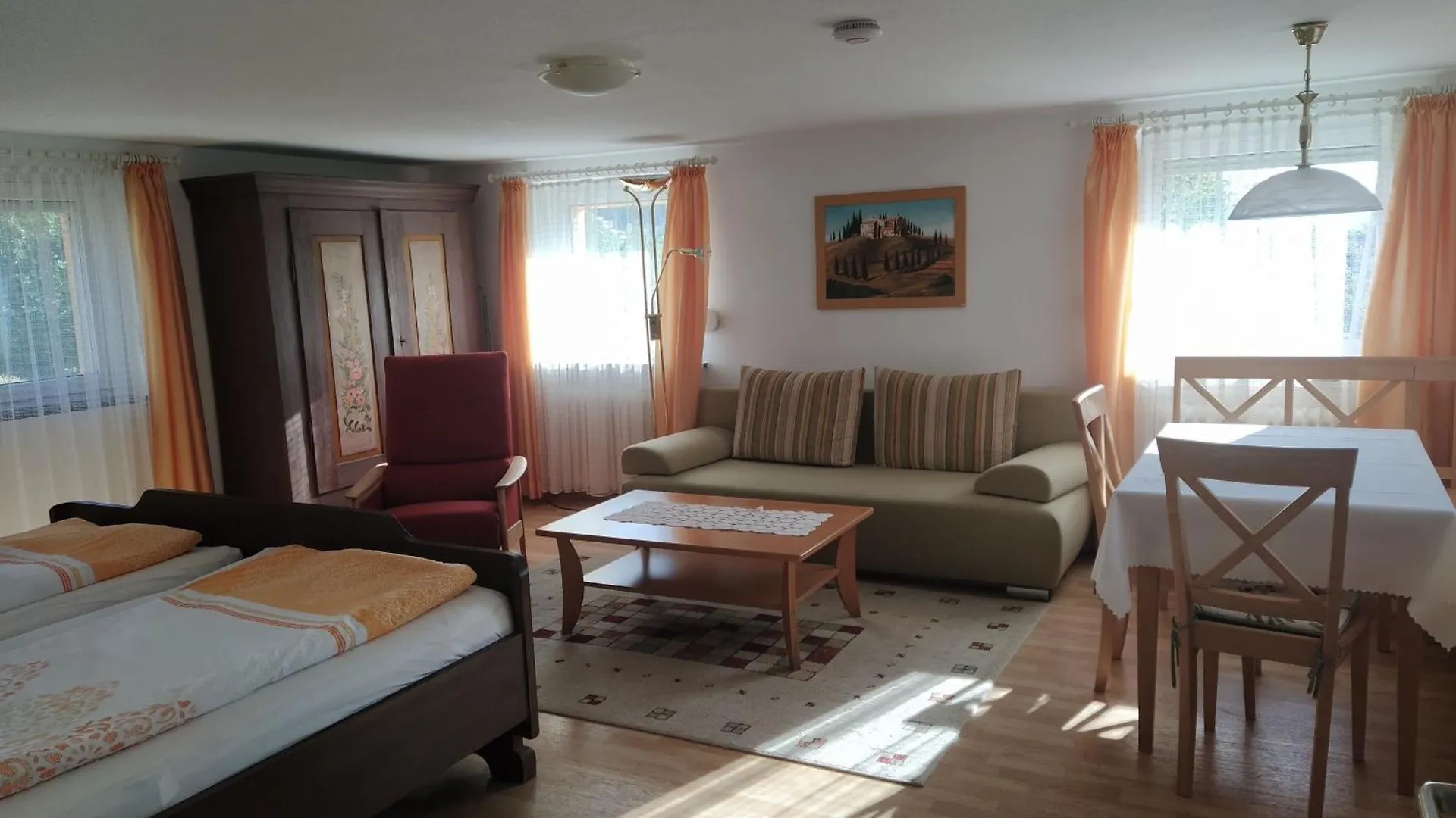 באד קיסינגן Nette Wohnung In Garitz Mit Garten Und Terrasse גרמניה