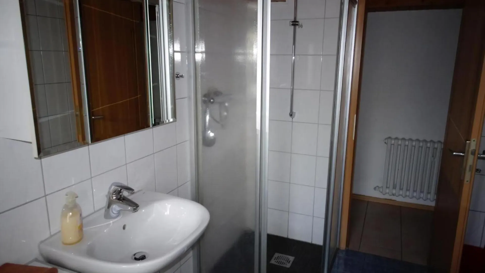 דירה באד קיסינגן Nette Wohnung In Garitz Mit Garten Und Terrasse גרמניה